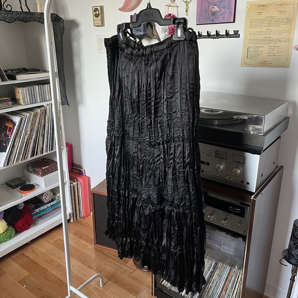 90s Midi Tiered Satin Skirt Vintage - Picture 4 of 6